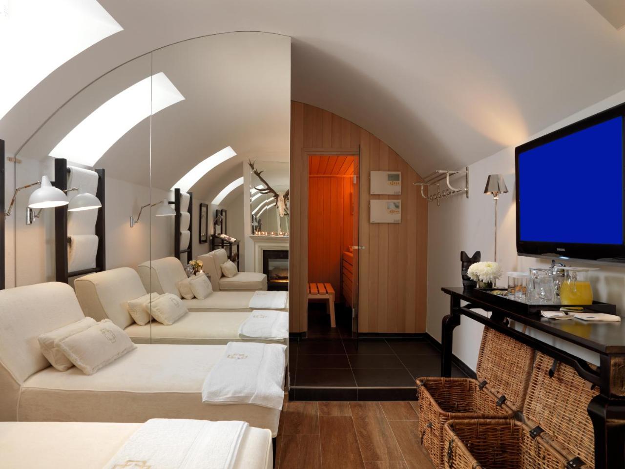 Guesthouse Heidelberg Suites ภายนอก รูปภาพ